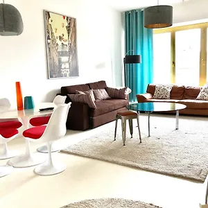  Apartamento Spacious Flat In The Heart Of The City Center! Ideal For A Family!